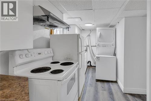 72 Massey Avenue, Kitchener, ON - Indoor Photo Showing Laundry Room