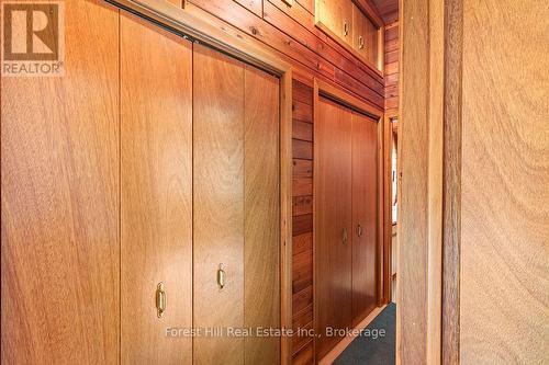 Tons of built-in storage between Bedrooms - 344511 North Line, West Grey, ON - Indoor Photo Showing Other Room