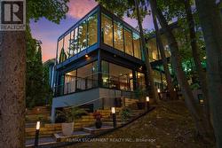 54 RAYMAR PLACE  Oakville, ON L6J 6M1