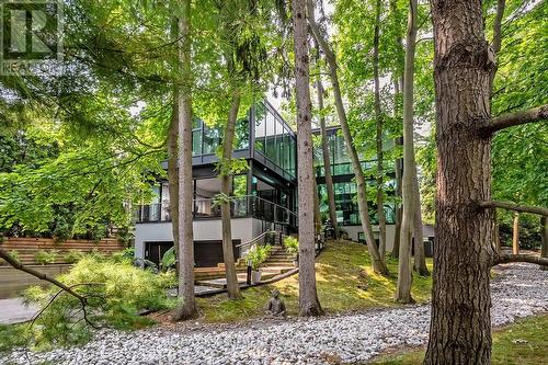 54 Raymar Place, Oakville, ON - Outdoor