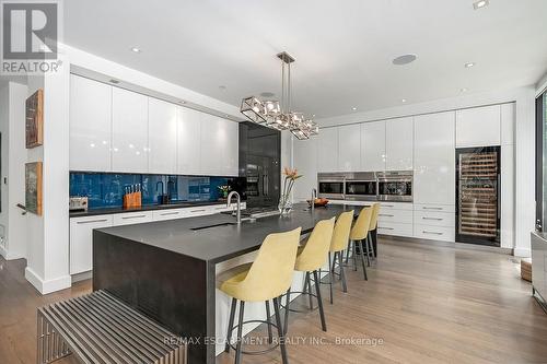 54 Raymar Place, Oakville, ON - Indoor