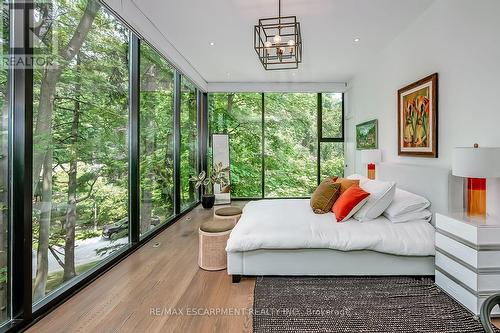 54 Raymar Place, Oakville, ON - Indoor Photo Showing Bedroom