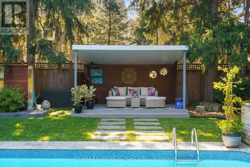 54 Raymar Place, Oakville, ON - Outdoor