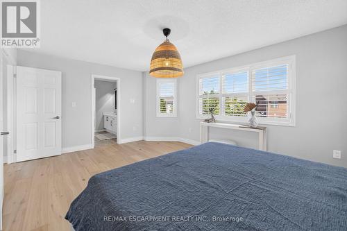 1533 Morse Place, Milton, ON - Indoor Photo Showing Bedroom