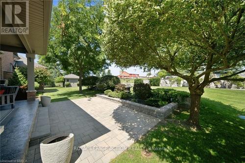 14 Ellington Place, Brantford, ON - Outdoor