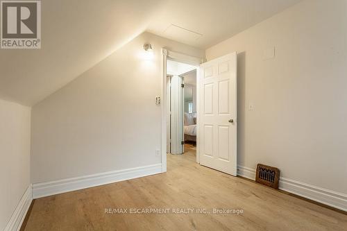 270 Beach Boulevard, Hamilton, ON - Indoor Photo Showing Other Room