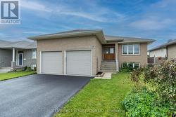 28 FREEDOM CRESCENT Quinte West, ON K8V 0C1