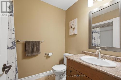 28 Freedom Crescent, Quinte West, ON - Indoor Photo Showing Bathroom