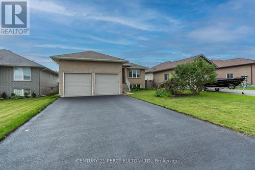28 Freedom Crescent, Quinte West, ON - Outdoor