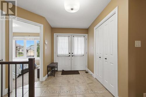 28 Freedom Crescent, Quinte West, ON - Indoor Photo Showing Other Room