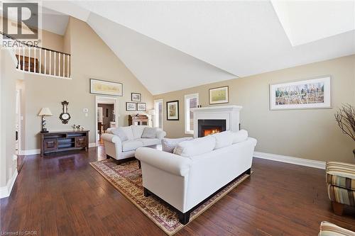 1150 Skyview Drive Unit# 47, Burlington, ON - Indoor Photo Showing Living Room With Fireplace