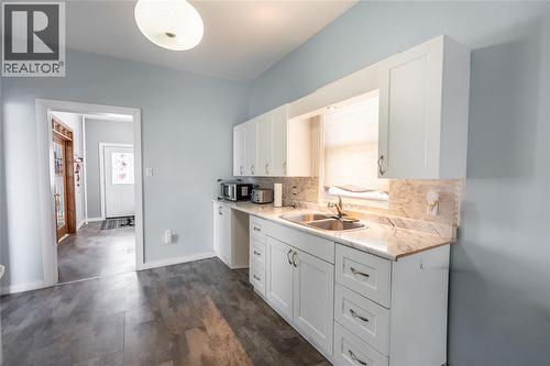 166 John Street, Sarnia, ON - Indoor Photo Showing Kitchen With Double Sink
