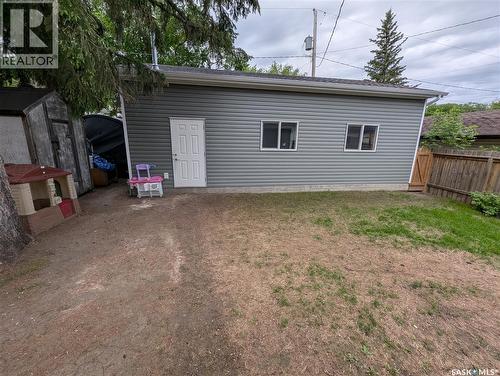 2009 7Th Street, Rosthern, SK - Outdoor