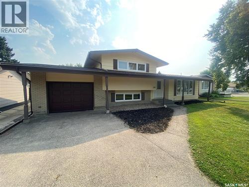 392 Circlebrooke Drive, Yorkton, SK - Outdoor