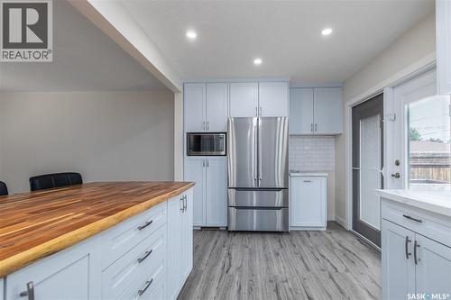 1337 7Th Avenue Nw, Moose Jaw, SK - Indoor Photo Showing Kitchen