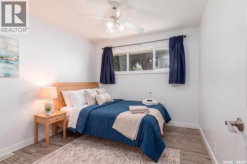 1337 7Th Avenue Nw, Moose Jaw, SK - Indoor Photo Showing Bedroom