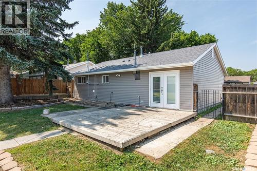1337 7Th Avenue Nw, Moose Jaw, SK - Outdoor