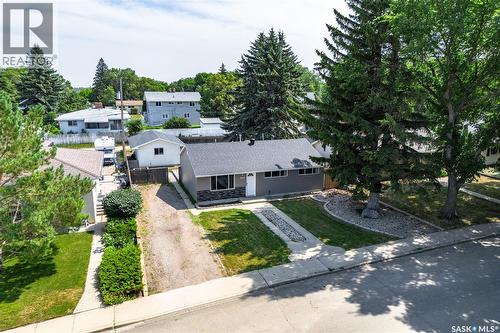 1337 7Th Avenue Nw, Moose Jaw, SK - Outdoor