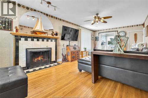1337 Janette, Windsor, ON - Indoor Photo Showing Living Room With Fireplace