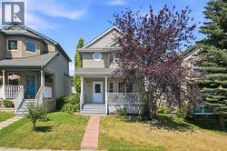 140 Hidden Point NW  Calgary, AB T3A 5P5