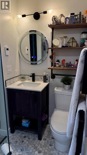 2190 Blackwell Avenue, Merritt, BC - Indoor Photo Showing Bathroom