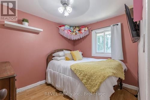 41 Ottawa Street, St. Catharines (Downtown), ON - Indoor Photo Showing Bedroom