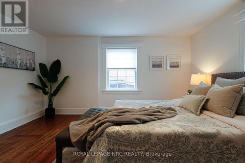 15 South Drive, St. Catharines (Old Glenridge), ON - Indoor Photo Showing Bedroom