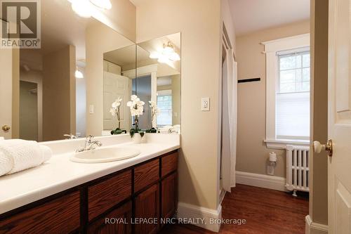15 South Drive, St. Catharines (Old Glenridge), ON - Indoor Photo Showing Bathroom