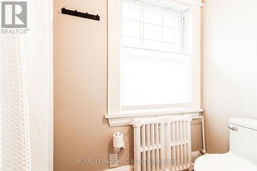 15 South Drive, St. Catharines (Old Glenridge), ON - Indoor Photo Showing Bathroom