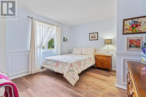 2944 North Shore Drive, Haldimand (Dunnville), ON - Indoor Photo Showing Bedroom