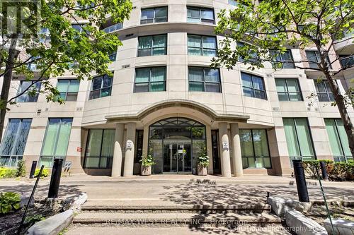 706 - 7 Lorraine Drive, Toronto, ON - Outdoor