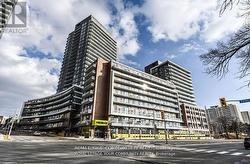 1302 - 36 FOREST MANOR ROAD Toronto, ON M2J 1M1