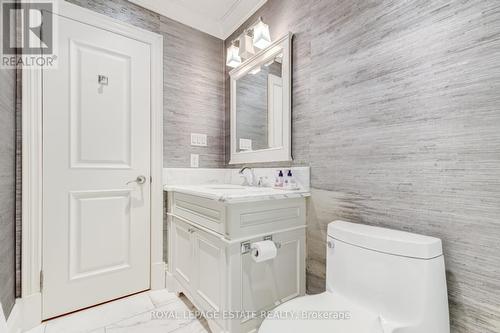 1D - 319 Lonsdale Road, Toronto, ON - Indoor Photo Showing Bathroom