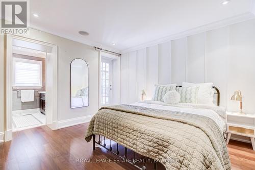 1D - 319 Lonsdale Road, Toronto, ON - Indoor Photo Showing Bedroom