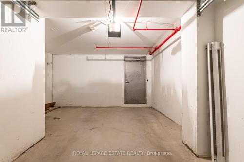 1D - 319 Lonsdale Road, Toronto, ON - Indoor