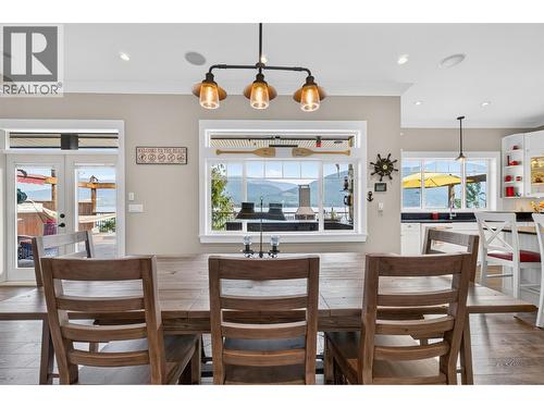 4119 Galligan Road Unit# 12, Eagle Bay, BC - Indoor Photo Showing Dining Room