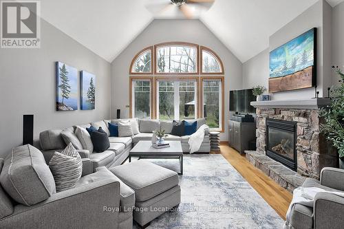 166 Sunset Boulevard, Blue Mountains, ON - Indoor Photo Showing Living Room With Fireplace