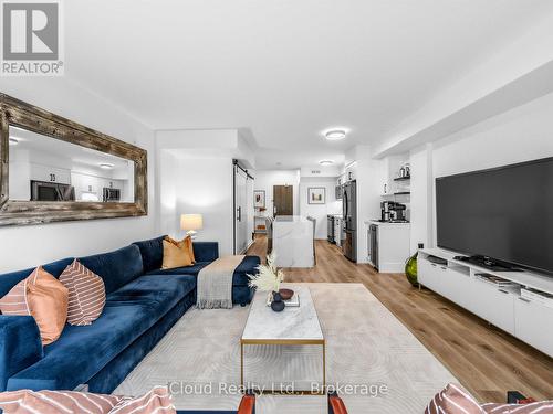 244 - 201 Carlaw Avenue, Toronto, ON - Indoor Photo Showing Living Room