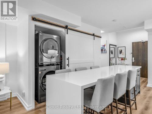 244 - 201 Carlaw Avenue, Toronto, ON - Indoor Photo Showing Laundry Room