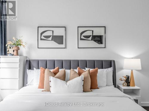 244 - 201 Carlaw Avenue, Toronto, ON - Indoor Photo Showing Bedroom