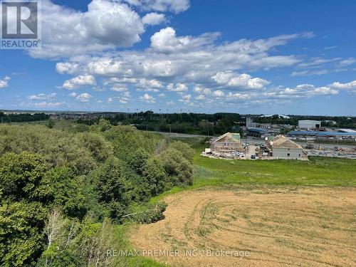 811 - 6 David Eyer Road, Richmond Hill, ON - Outdoor With View