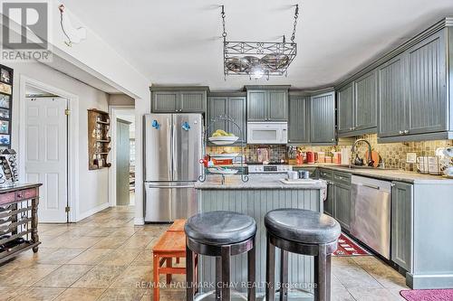 9205 Mckinnon Road, Essa, ON 