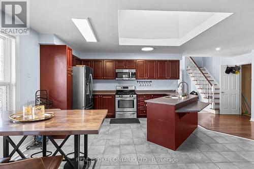 31 Bell Street, Barrie, ON - Indoor Photo Showing Kitchen With Stainless Steel Kitchen