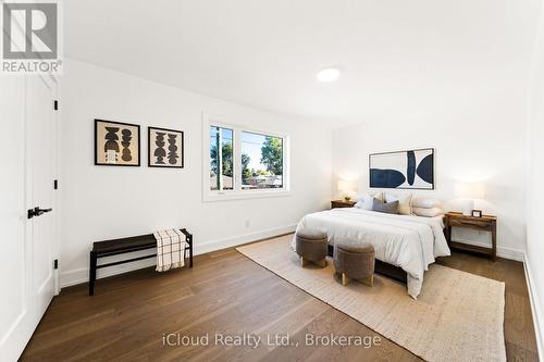 1140 Ogden Avenue, Mississauga, ON - Indoor Photo Showing Bedroom
