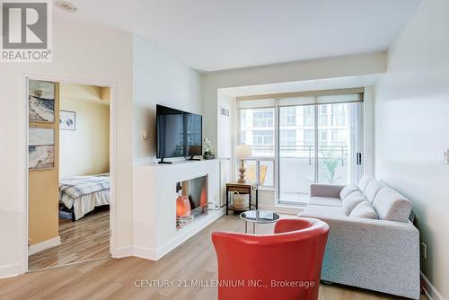 506 - 88 Palace Pier Court, Toronto, ON - Indoor Photo Showing Living Room With Fireplace