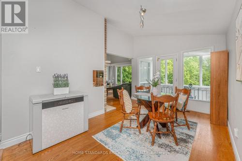 72 Mountain Avenue N, Hamilton, ON - Indoor Photo Showing Dining Room