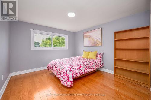 72 Mountain Avenue N, Hamilton, ON - Indoor Photo Showing Bedroom