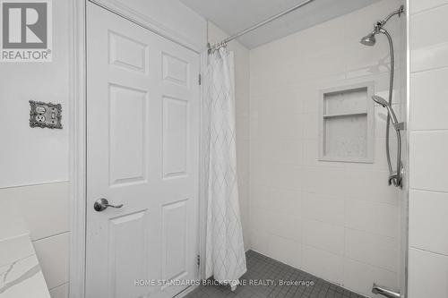 72 Mountain Avenue N, Hamilton, ON - Indoor Photo Showing Other Room