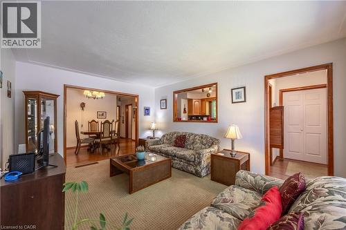 78 Parker Drive, Simcoe, ON - Indoor Photo Showing Living Room