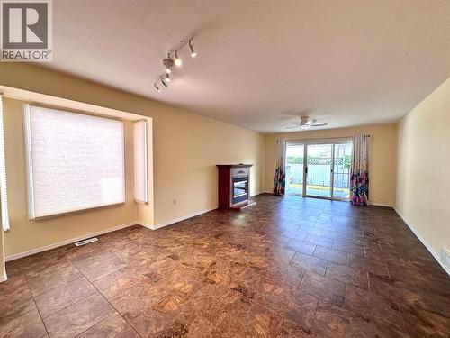 2210 Columbia Avenue Unit# 54, Castlegar, BC - Indoor Photo Showing Other Room